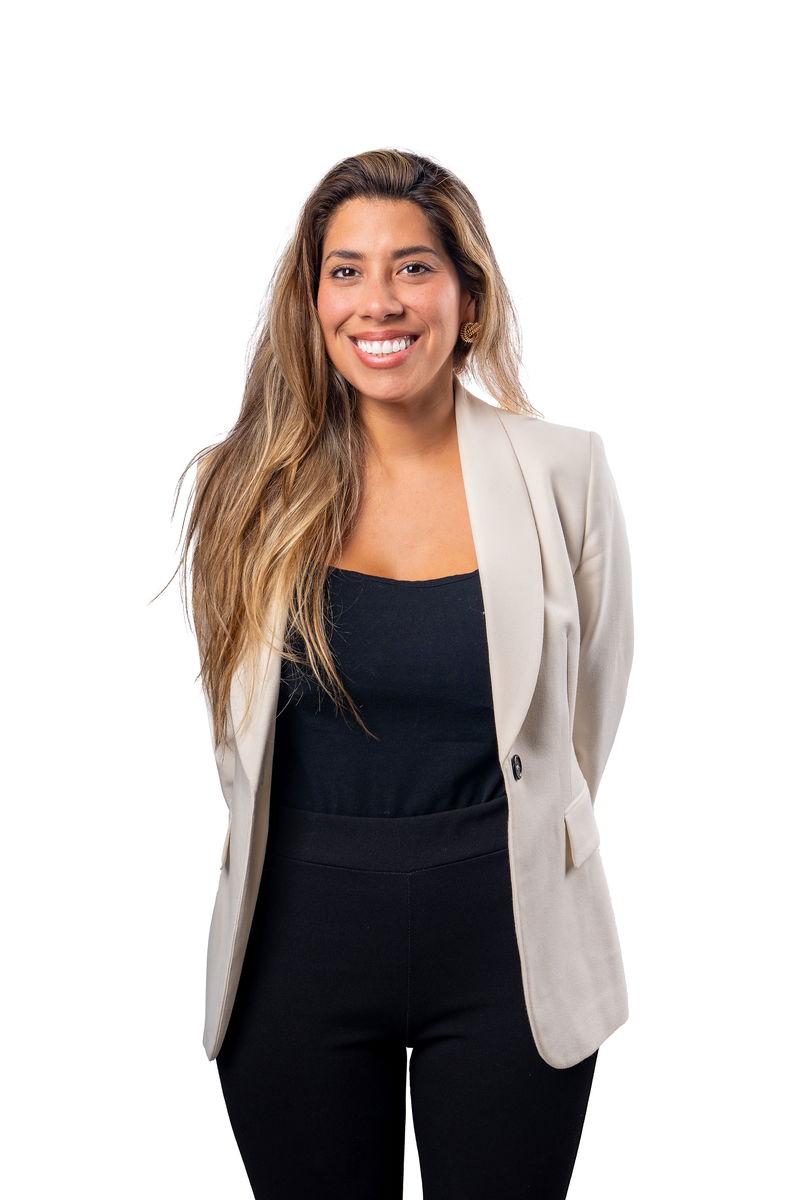 Stephanie Torres, Product Expert